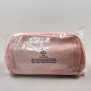RARE! NEW Lululemon Everywhere Belt Bag (1L) - FLUSH PINK - Unisex Pastel